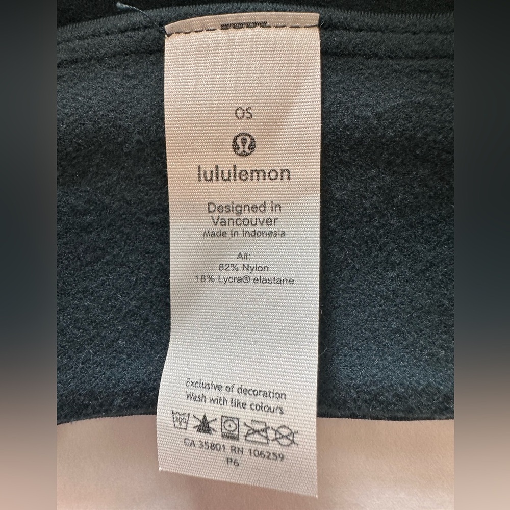 Lululemon NWT Run for It All Beanie Teal One Size - Picture 3 of 4